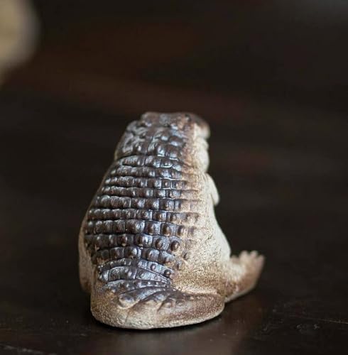 Lolyer Handmade Crocodile Tea Ceremony Figurine