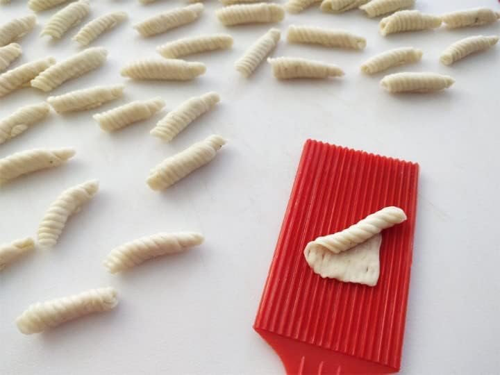 Image of Rinkle Trendz Plastic Kalkal for Bakery /Cake Decoration /Cutting Cakes (Pack of 2)