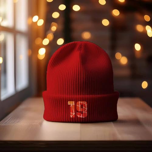 Bonnet rouge 19 Number Cuffed Beanie pour un style urbain quotidien - 2