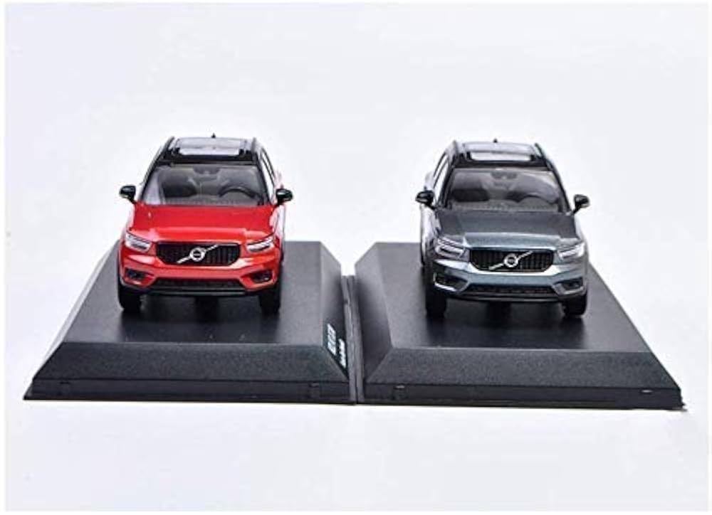 1/43 VOLVO特注 1/43 VOLVO XC40 バースティングブルー imgrc0097622634.jpg