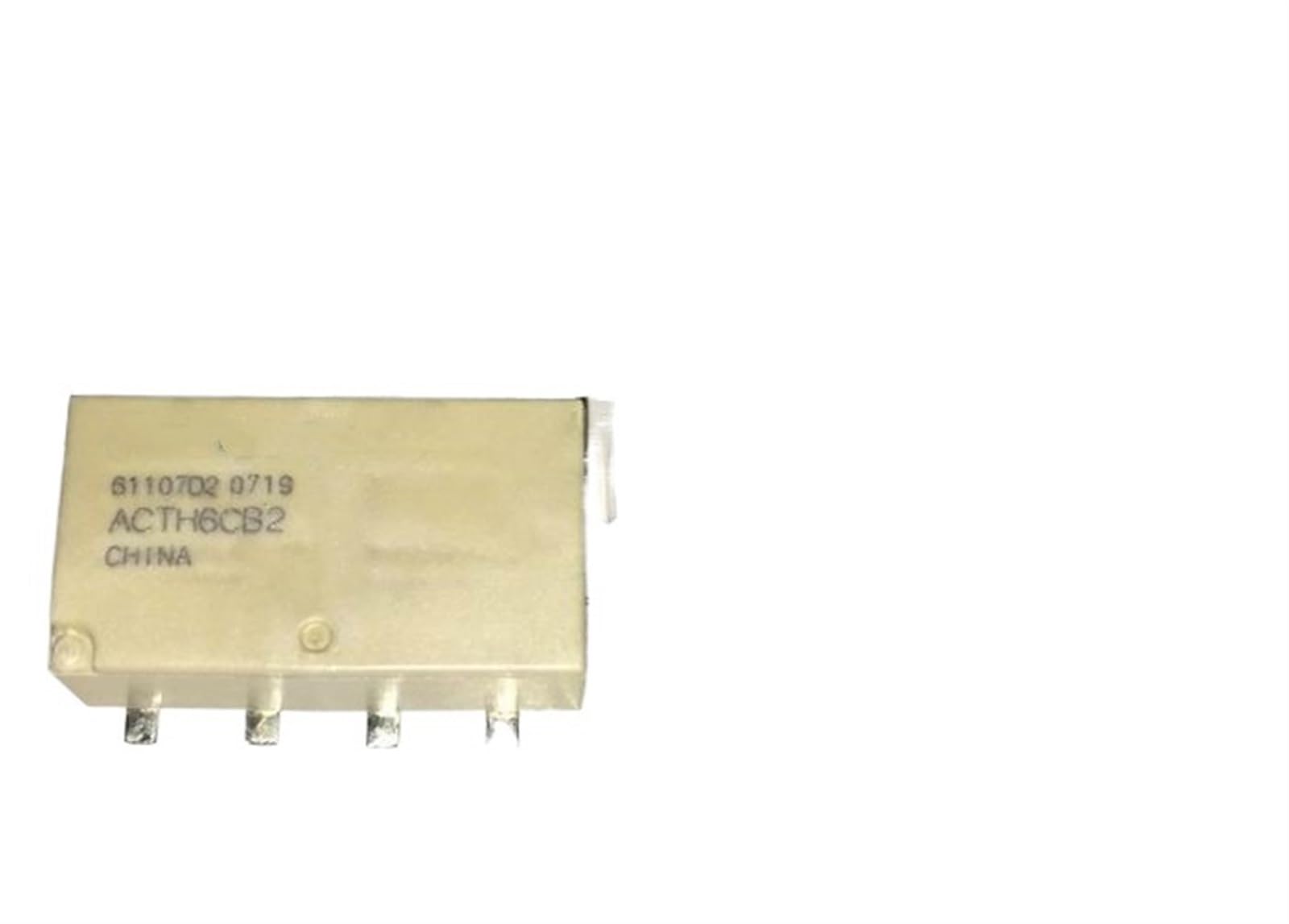 Relé ACTH6CB2EC de 10 pines evita cortes de energía en placas PCB