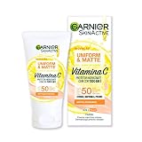 Garnier Skinactive Uniform & Matte Protetor Solar Hidratante Facial com Vitamina C, Efeito Matte Antioleosidade, Reduz e Previne Manchas, Tecnologia Camaleão, Cor Clara, 40g