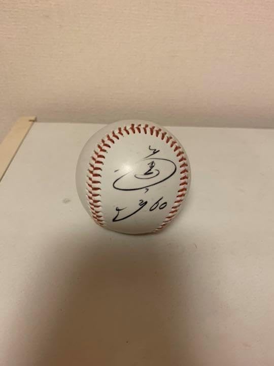 ソフトバンクホークス中村晃選手のサインボール