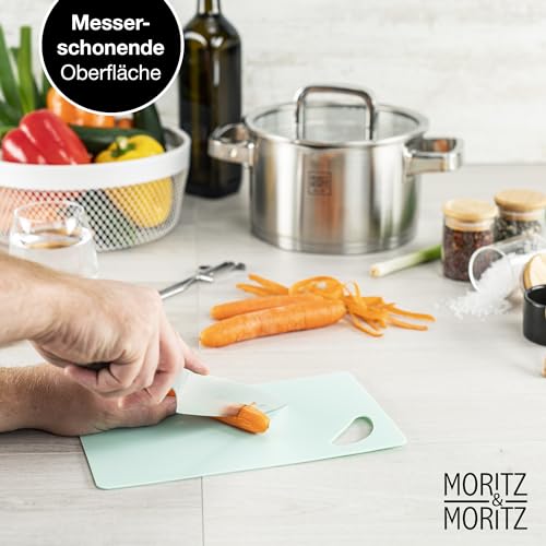 Foto von Moritz & Moritz 4X Flexibles Schneidebrett Kunststoff Dünn - Schneidebretter je 25 x 14,5 cm - Frühstücksbrettchen - Schneidebrett Flexibel - Für sicheres Schneiden mit Grifföffnung