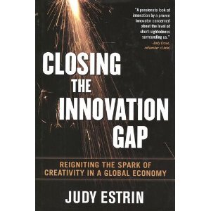 Hardcover Closing the Innovation Gap BYEstrin Book