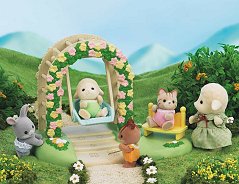 Amazon.co.jp: シルバニアファミリー お花のブランコ コ-40 : おもちゃ