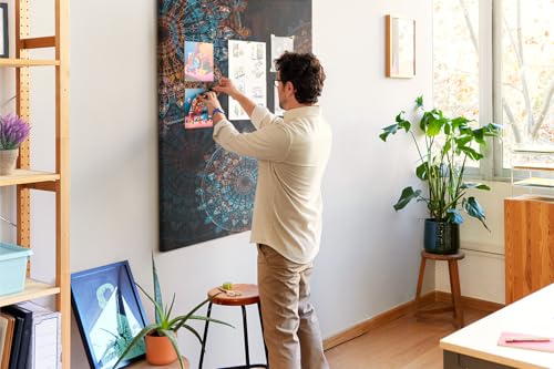 Tableau en liège pour épingler notes photos et ranger les documents de bureau