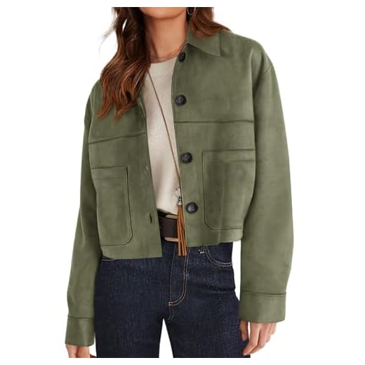 25 Rainy Day Outfits for Women – Chic Looks to Stay Stylish in Wet Weather Cropped Jacket