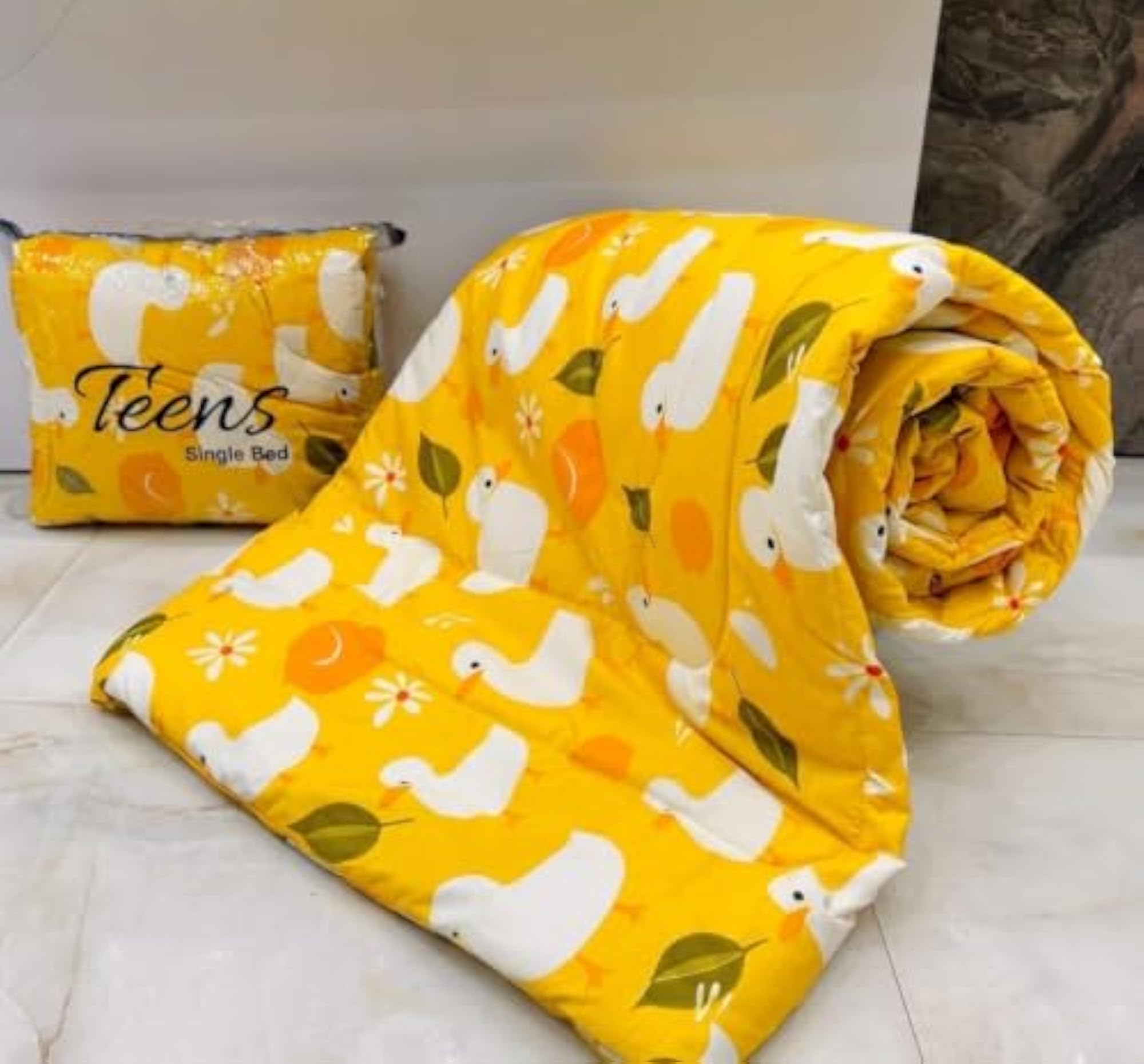 Kids Reversible Cotton Comforter, Yellow Quilt
