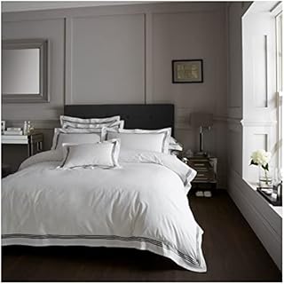 Plain Dyed Duvet Cover Double, Hotel Quality Border Stripe Bedding Sets With Pillow Cases, White/Black
