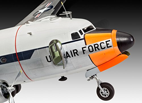 Revell Modellbausatz Flugzeug 1:72 - C-54D SKYMASTER im Maßstab 1:72, Level 5, originalgetreue Nachbildung mit vielen… – Bild 3