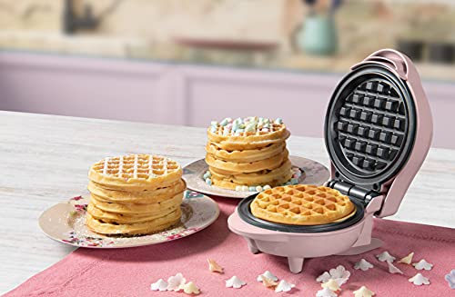Bestron Waffle Maker, Piastra per waffel mini Ø10 cm, piccola macchina per waffel con rivestimento antiaderente, per compleanni di bambini, feste di famiglia, Pasqua o Natale, 550 watt, colore: rosa - immagine 5