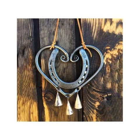 zxkai Lucky Love Wind Chime with Steel Nails,Love Heart Wind Chimes Garden Window Decor,Wind Chimes Outdoor Gardening Gifts for Valentine's Day Cover