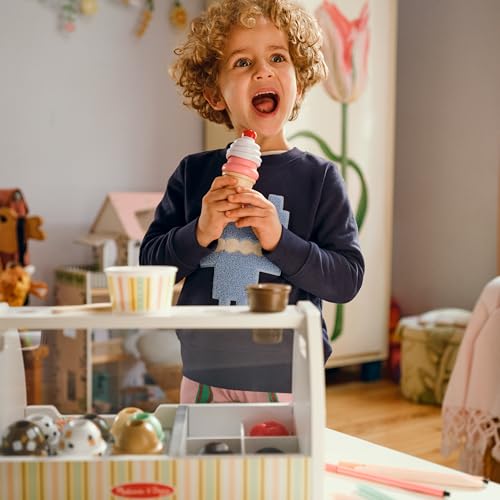Melissa & Doug - Eisdiele aus Holz, 28-teilig, Für das Eisdielen-Rollenspiel mit 8 Sorten Eiscreme, Eistüten und Eisbecher, Spielgeld inklusive, Für Kinder ab 3 Jahren