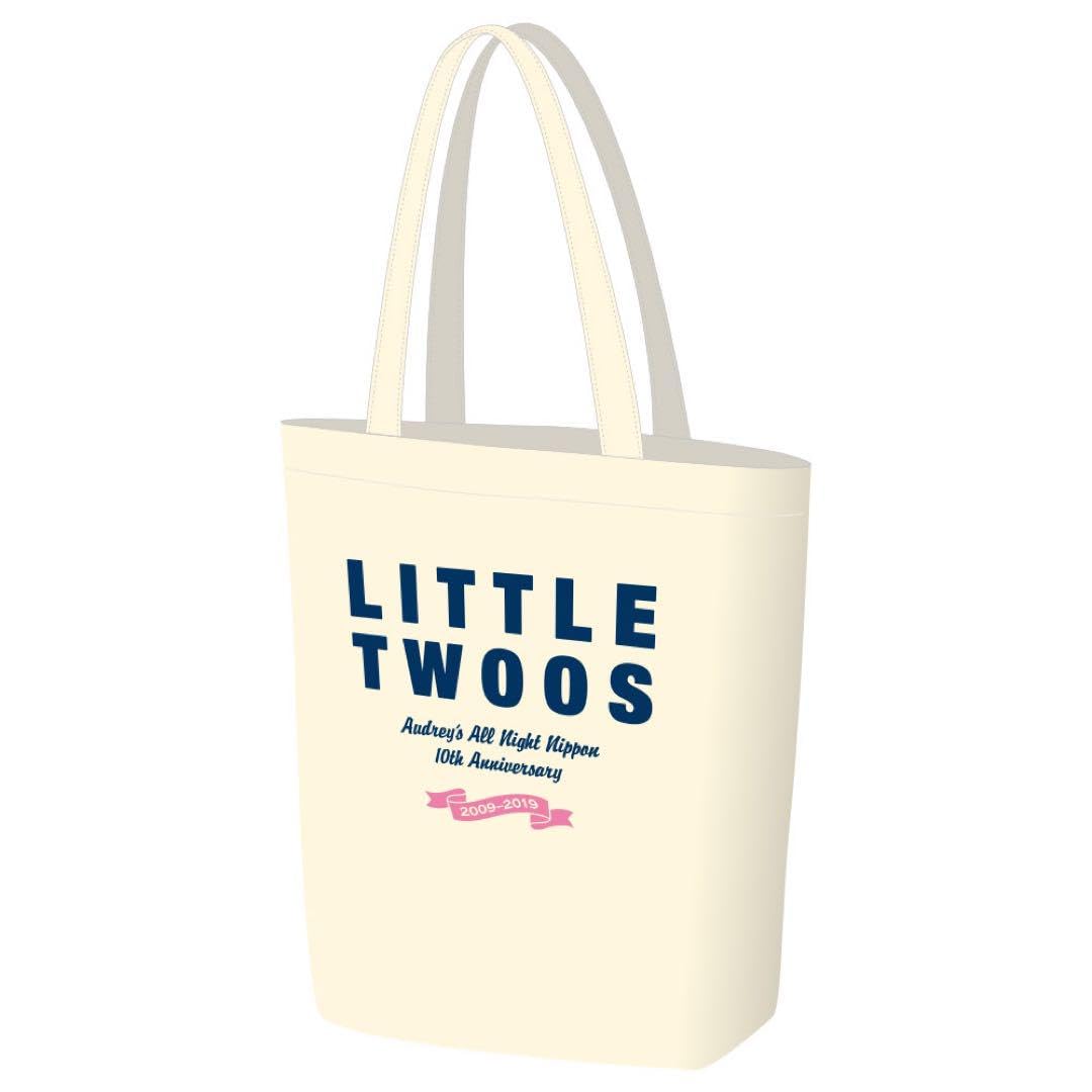 Amazon.co.jp: Audrey Little Tooth Tote Bag : Clothing, Shoes & Jewelry