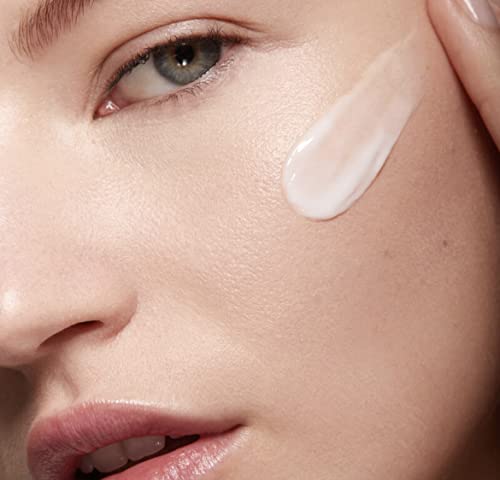 NARS Skin Light Reflecting Moisturizer