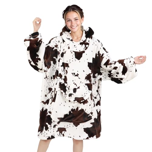 KIVEE Wearable Blanket Hoodie Cow Print Oversized Fleece Sweatshirt Blanket with Giant Pocket Warm Cozy Hooded Blanket for Adult Cow Gifts for Women Men