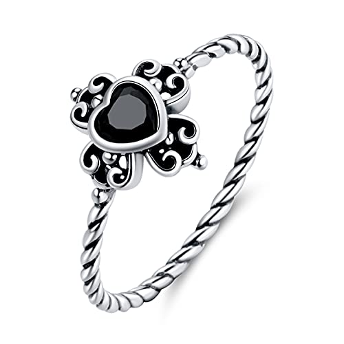 Bijoux noirs et argent de haute qualité avec cœurs empilables