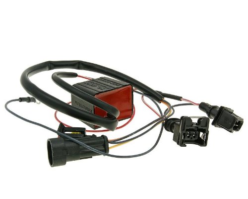 Imposta il Lambda emulatore di Malossi sarà come elemento elettroniche tra sonda lambda e dispositivo serie. Il valore Emulator prende il segnale originale della sonda lambda come base e calcola imposta un nuovo segnale, il modificato al dispositivo viene condividere. Imposta il dispositivo varia successivamente la iniettore quantità. Questa intervento effettua secondo stato operativo e rotazione Range del veicolo a risparmio di carburante e migliorare le prestazioni. Montaggio molto semplice. Connettore AB, Connettore concentrato. La probabilmente il modo più facile di migliorare le prestazioni, e a un prezzo equo.