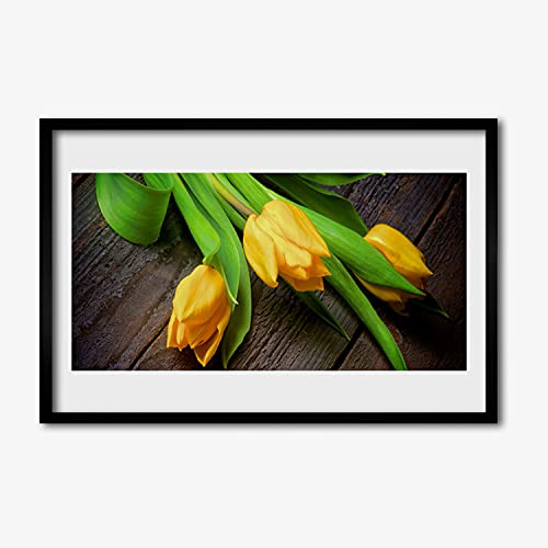 Affiche avec cadre tulipes pour un salon lumineux et chaleureux