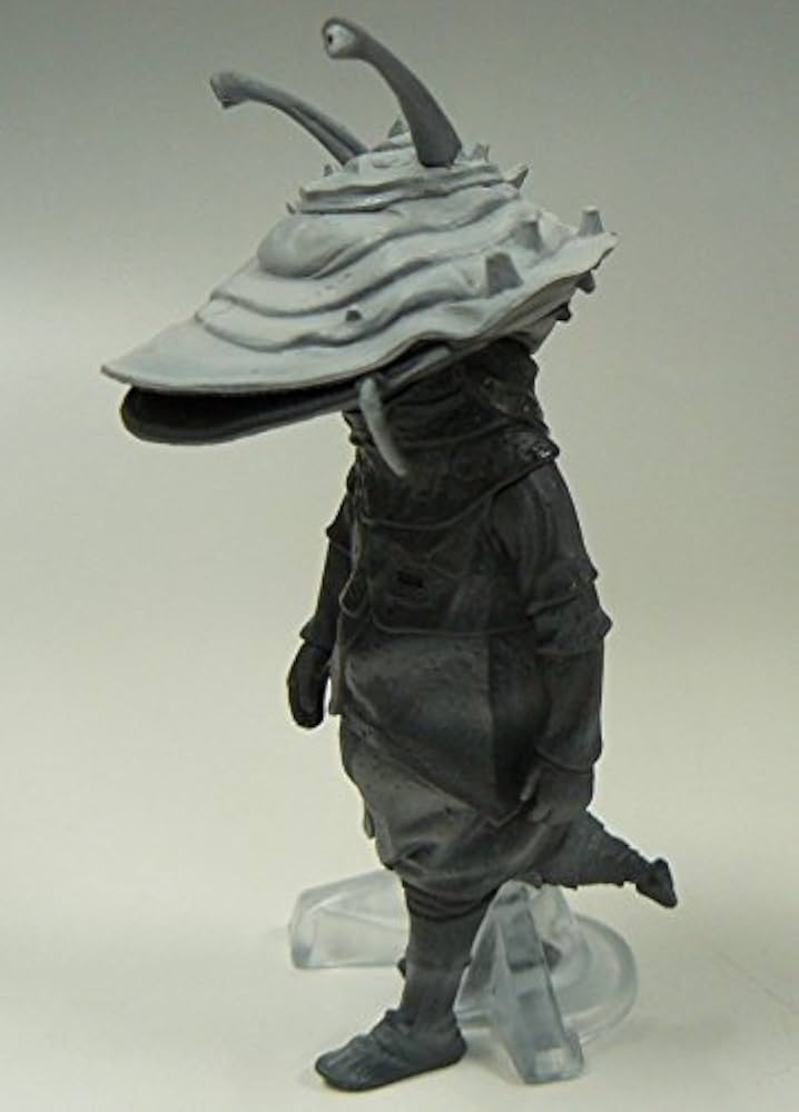 Amazon.co.jp: バンダイ HDM創絶 ウルトラマン遊星から来た