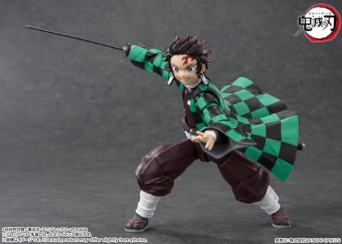 Image of TAMASHII NATIONS - Demon Slayer: Kimetsu no Yaiba - Tanjiro Kamado S.H.Figuarts Action Figure | Demon Slayer Kimetsu No Yaiba 6 Inch Action Figure S.H. Figuarts - Tanjiro Kamado