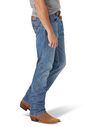 Image of Wrangler Men's Retro Slim Fit Straight Leg Jean