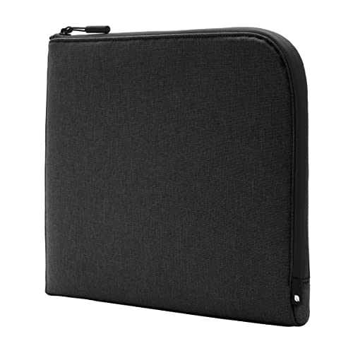Funda Incase MacBook Pro 14 negra con acabado elegante de alta costura