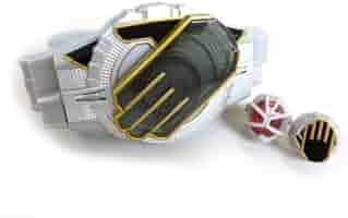 仮面ライダーウィザード　アルミケース　非売品 仮面ライダーウィザードの3DSケース‼️値下げ中‼️ - メルカリ