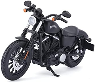 Maisto 1:12 Scale Sportster Iron 883 '13 Model Motorbike