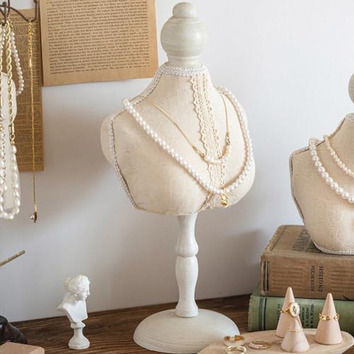 Buste de collier pour sublimer votre commode de chambre - 3