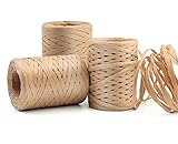 Breite Anwendung: Dieses Bastelseil eignet sich eher zum Dekorieren oder Verpacken. Unser Bastpapierband sieht glatt und geschmeidig aus und wird häufig für Heimwerkerdekoration, Verpackung, Korbfüllung, Geschenke, Weben, Aufhängen von Etiketten usw. verwendet.