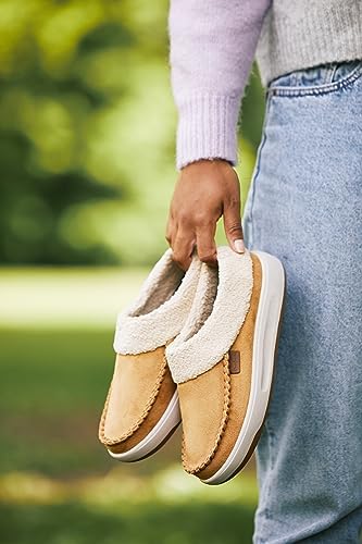 Dearfoams Women's Maple All Day Comfort Water Resistant Clog, Whiskey, 7 | Image 4