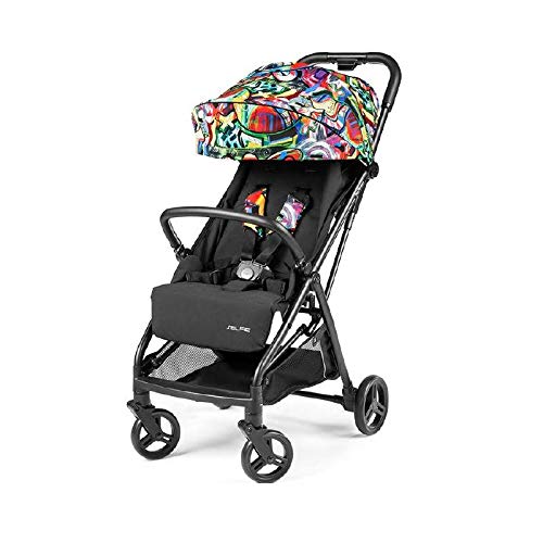 Passeggino peg perego selfie street art