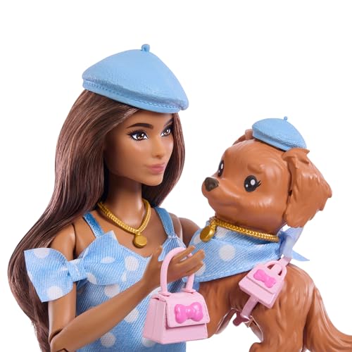 Miniatura 4 de Barbie Twinning Looks Muñeca y perrito con conjuntos a juego | Ropa y accesorios azules de lunares, como boinas y bolsos; pelo castaño, JFP38
