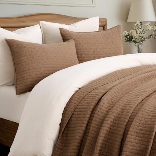 EVERGRACE Cross Stitch Pre-Washed Cotton Quilt Bedding Set Queen Size, Oversized 3 Pieces Lightweight Bedspread Coverlet for All Season, with 2 Matching Shams, Camel Brown, 92"x96"