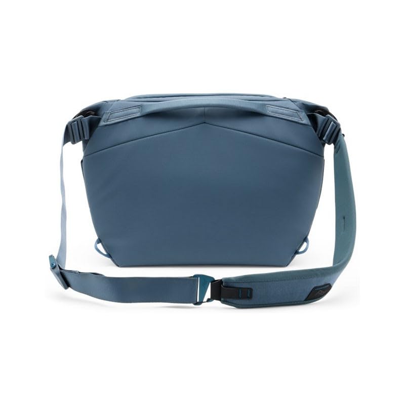 Peak Design Everyday Sling 6L Ocean compacta con divisores internos FlexFold configurables 4