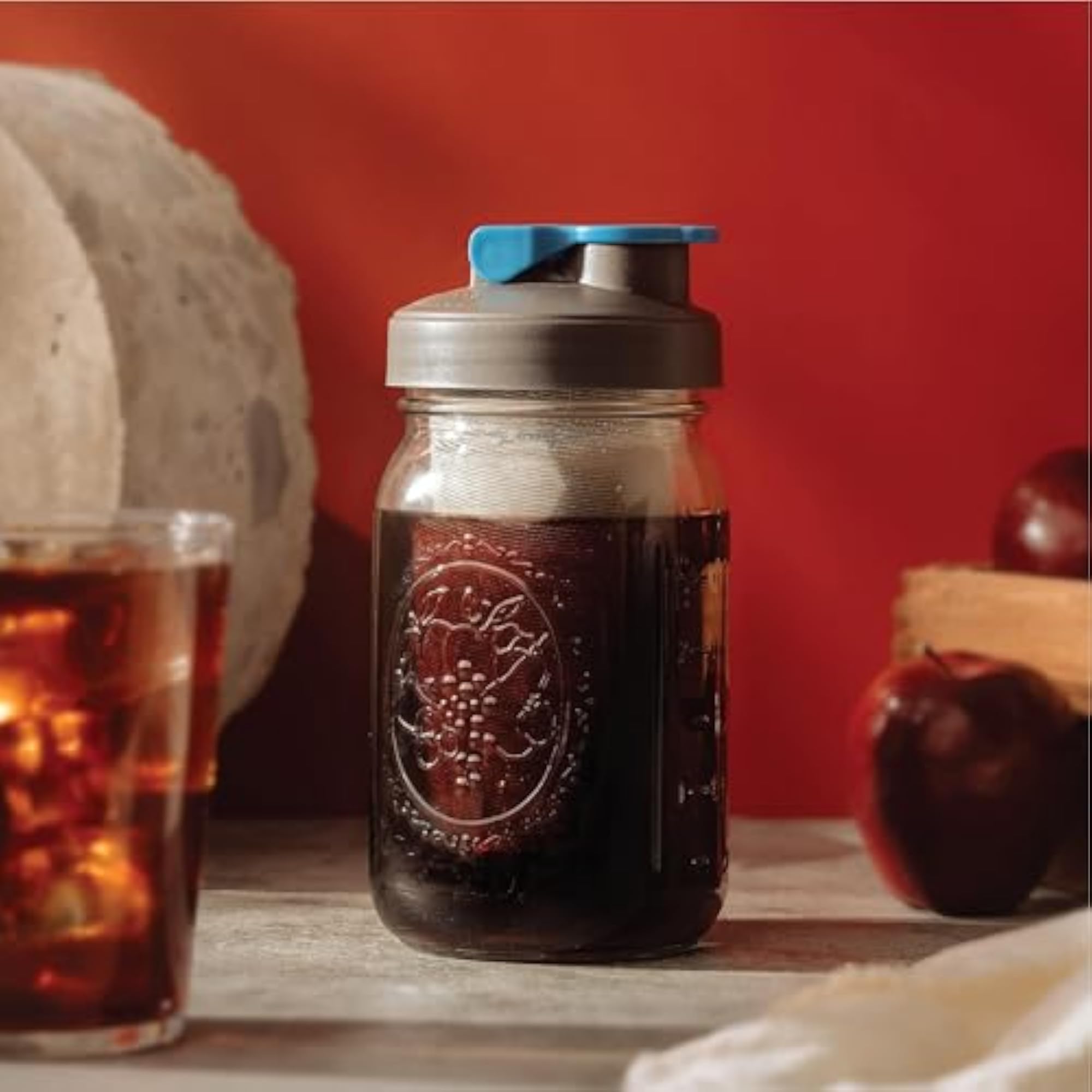Cold Brew Coffee Maker with Flip Cap Lid, 2 Quart