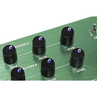Fender® »DUAL MARINE LAYER REVERB« Pédale d’effet pour Guitare - Les Beatles, Paul McCartney, John Lennon, RIngo Starr, George Harrison Fender® »DUAL MARINE LAYER REVERB« Pédale d'effet pour Guitare – Image 4