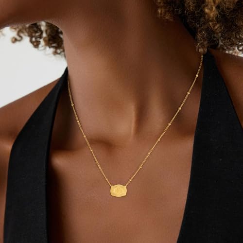Initial Necklace for Women - 14K Gold Plated Letter Initial M Pendant Necklaces with Embossed Belt Buckle, Gifts Personalized Necklace for Women Trend Jewelry3