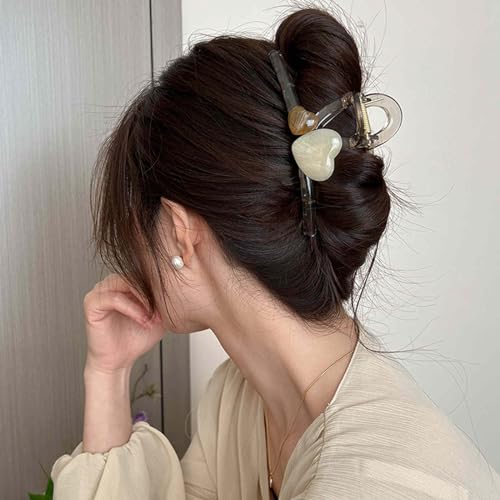 Briskyjp ヘアクリップ 大きめ 髪留め 髪飾り バンスクリップ しっかりとまる ヘアアクセサリー お風呂 バナナクリップ 韓風 シンプル オフィス レディース 可愛いハートのデザイン おしゃれ PC樹脂 軽量 毛量多い方に(ベージュ)