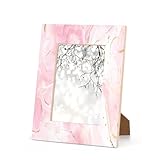 Fácil de mostrar: utiliza botones de giro de forma segura para abrir fácilmente la parte posterior y poner fotos. El marco de fotos viene con un caballete versátil y ganchos de dientes de sierra integrados, puedes colgar tu marco de fotos o mostrarlo en la mesa vertical u horizontalmente.