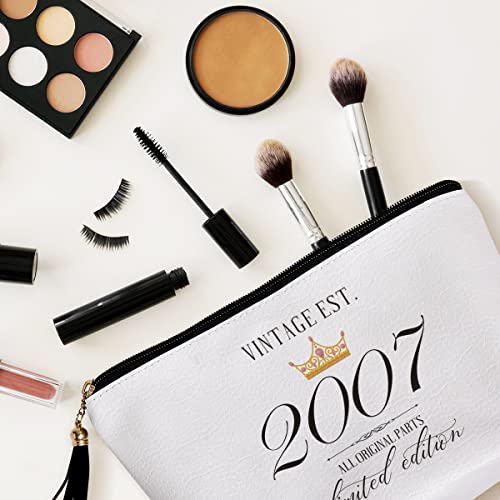 16Th Birthday Gift For Women Sweet 16Th Gift Friendship Gift Idea For Her Women Teen Sister Funny Cosmetic Bag Travel Facility Bag Makes The World A Better Place Since 2007 Bday Gift From Mom. #TOP3