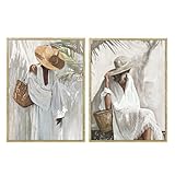 DÉCORATION ESTIVALE: Design évoquant les vacances au soleil avec des éléments comme les chapeaux de paille et les palmiers, parfait pour apporter une touche de sérénité à votre intérieur