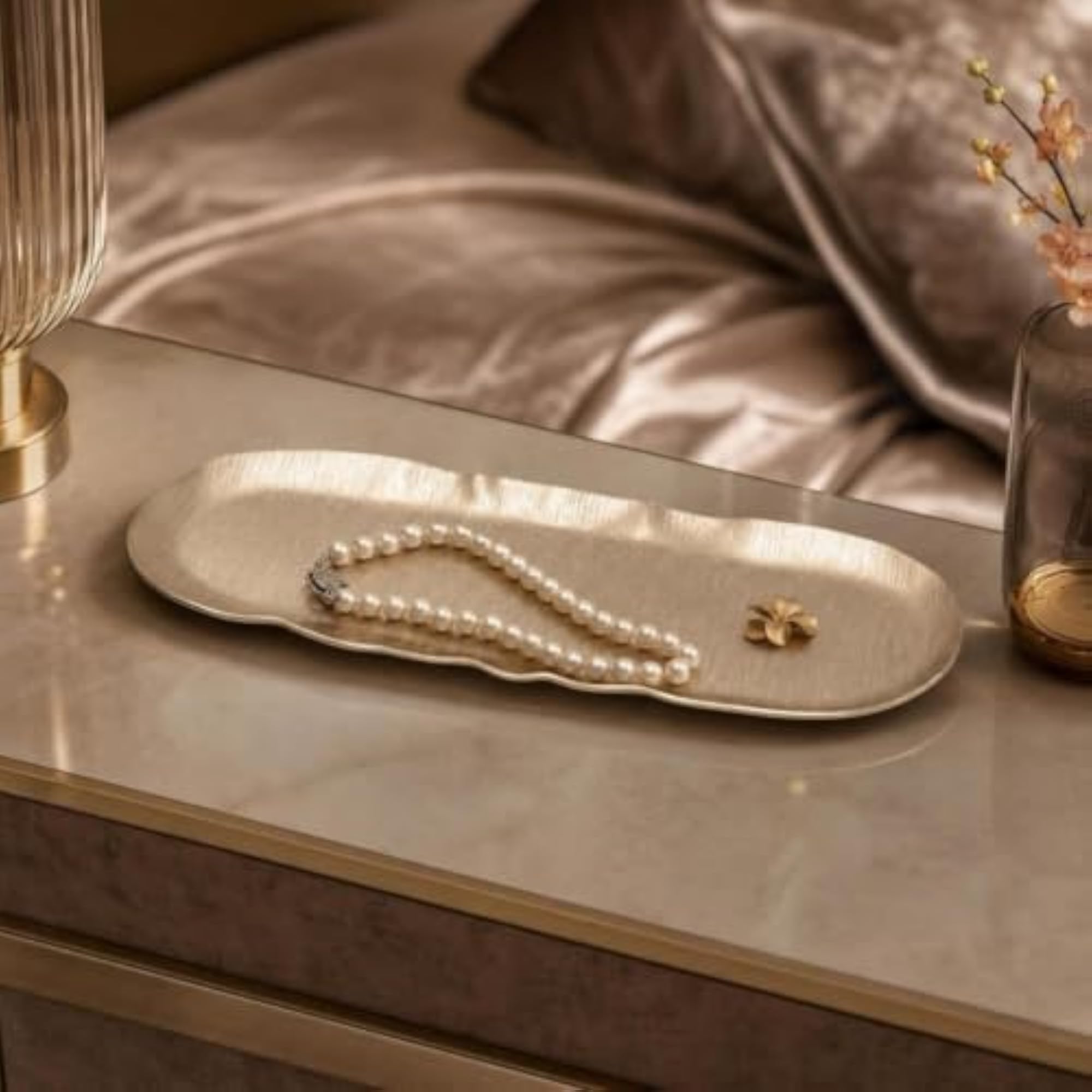 Hammered Oval Aluminum Decorative Tray, Champagne
