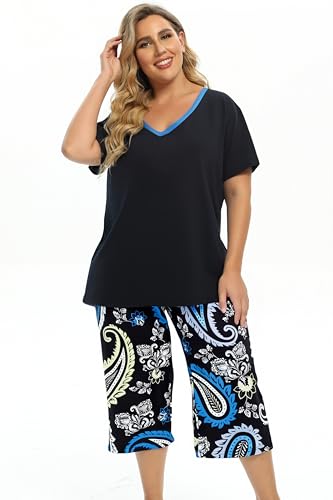 Image of Vozanet Women's Pajamas Set Soft V Neck Sleepwear Top and Capri Pj Lounge Sets Cartoon Heart Shape Cat Nighty Plus Size