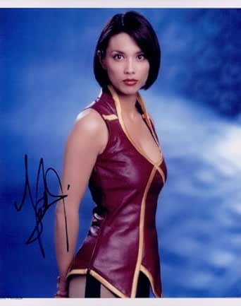 Amazon.com: Lexa Doig autographed photo : Everything Else