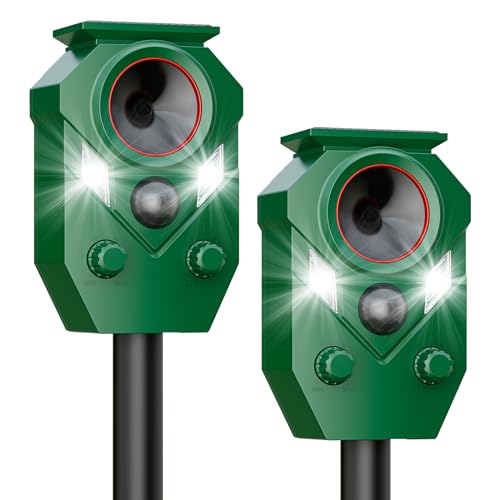Solar Ultrasonic Animal Repellent Outdoor, Motion Activated Deer Repellent Devices with Flashing Lights, Waterproof Cat Repellent Outdoor, Repels Dog, Raccoon, Coyote for Garden & Lawn (2, Green)