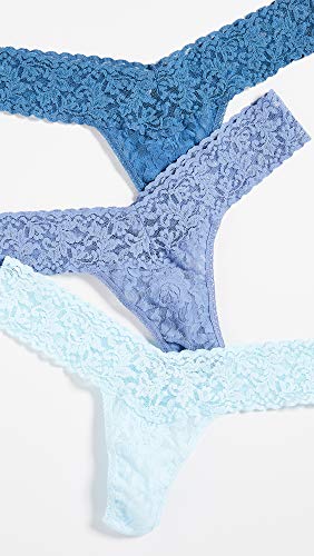 Image of hanky panky - Signature Lace Original Rise Thongs | Womens Underwear, Lacy Lingerie | 3 or 5 pack