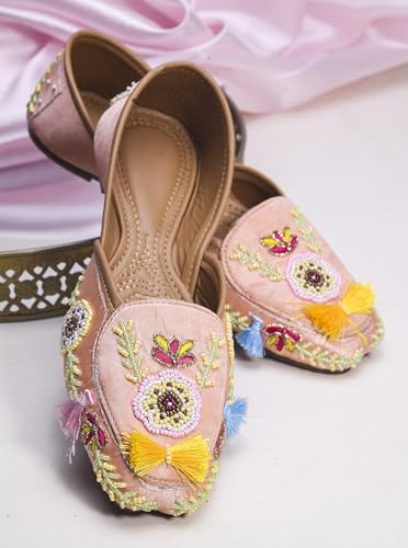 Image of SilverArrow Traditional Style, Modern Comfort Jutti Comfortable Flat Fancy Bellies for Womens and Girls